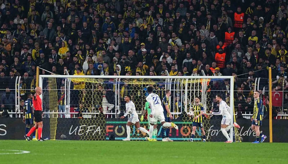 Uefa Avrupa Ligi: Fenerbahçe: 0 - Aston Villa: 1