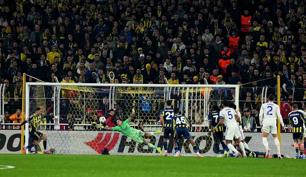 Uefa Avrupa Ligi: Fenerbahçe: 0 - Aston Villa: 1