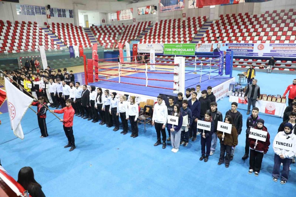Ağrı’da Muay Thai Doğu Anadolu Bölge Şampiyonası Başladı