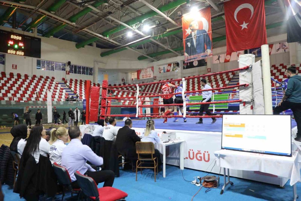 Ağrı’da Muay Thai Doğu Anadolu Bölge Şampiyonası Başladı