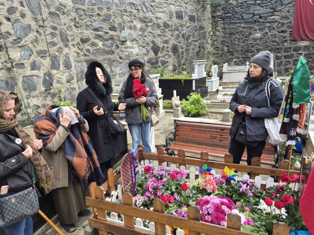 Mattia Ahmet Minguzzi Öldürülmesinin 1. Yıl Dönümünde Mezarı Başında Anıldı