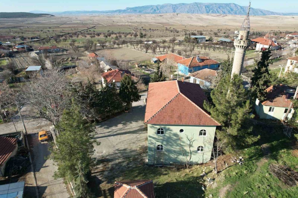 25 Yıl Önce Bağışlanan Cami Arazisi İcradan Satılık.. Mahalleli Tepkili!