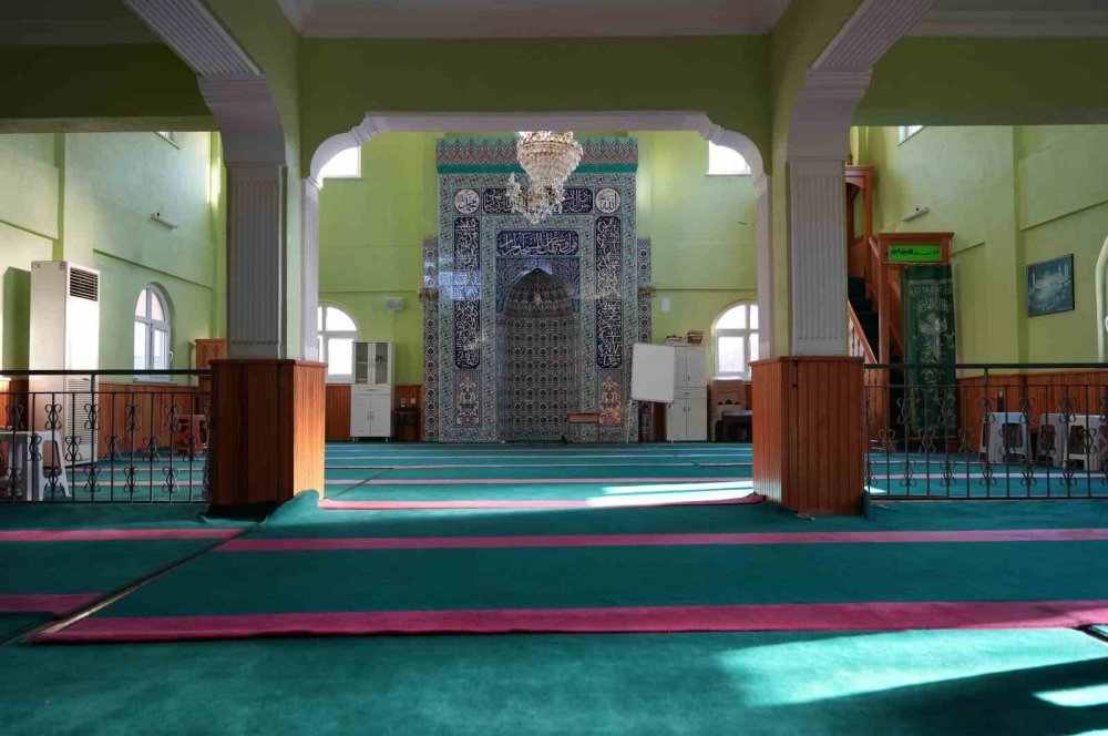 25 Yıl Önce Bağışlanan Cami Arazisi İcradan Satılık.. Mahalleli Tepkili!