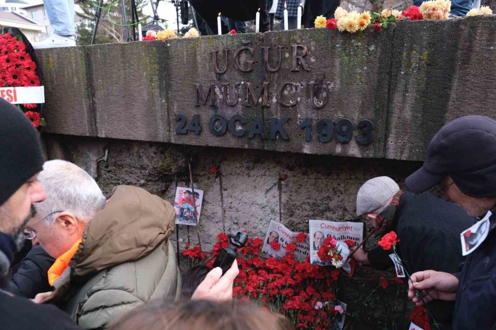Gazeteci Uğur Mumcu Ölümünün 33’üncü Yılında Anıldı