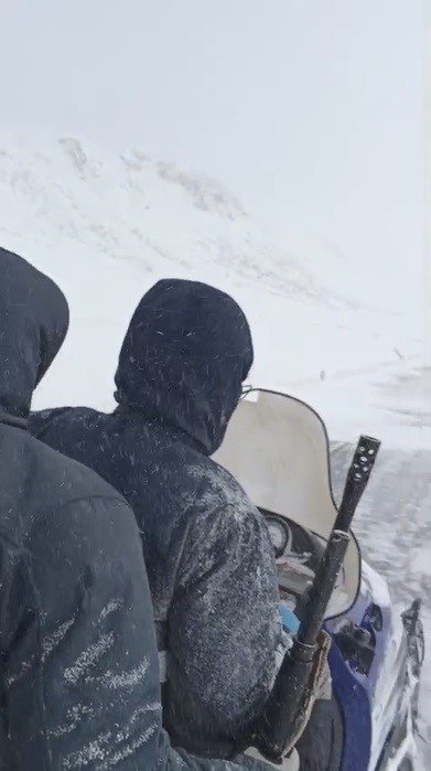 Kars’ın Soğuğunda Enerji Mesaisi: Aras Edaş Ekiplerinin Soğukla İmtihanı