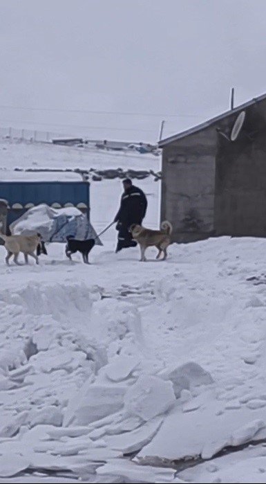 Kars’ın Soğuğunda Enerji Mesaisi: Aras Edaş Ekiplerinin Soğukla İmtihanı