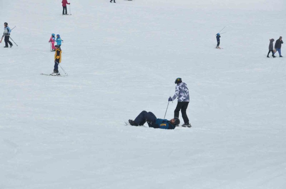 Kristal Karın Merkezi Sarıkamış’a Kayakseverlerden Yoğun İlgi