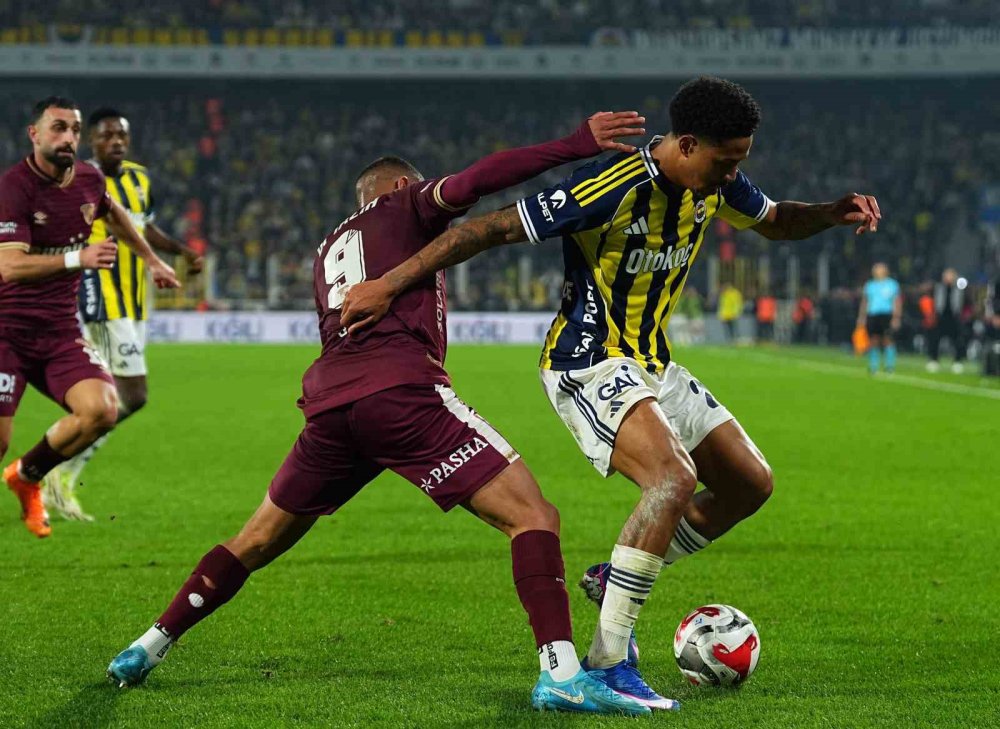 Fenerbahçe Kadıköy'de Takıldı.. Puan Farkı Yeniden Açıldı!