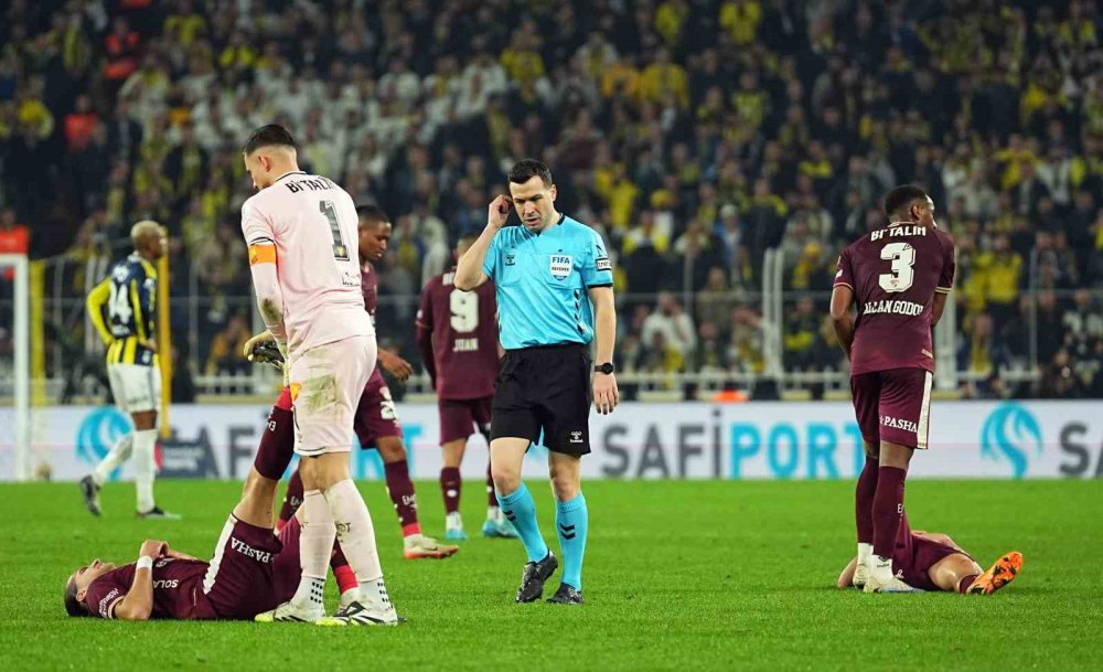 Fenerbahçe Kadıköy'de Takıldı.. Puan Farkı Yeniden Açıldı!