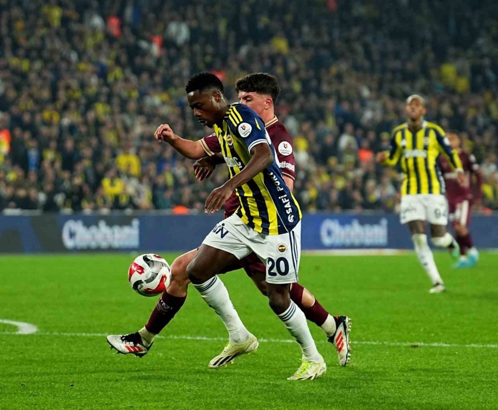 Fenerbahçe Kadıköy'de Takıldı.. Puan Farkı Yeniden Açıldı!
