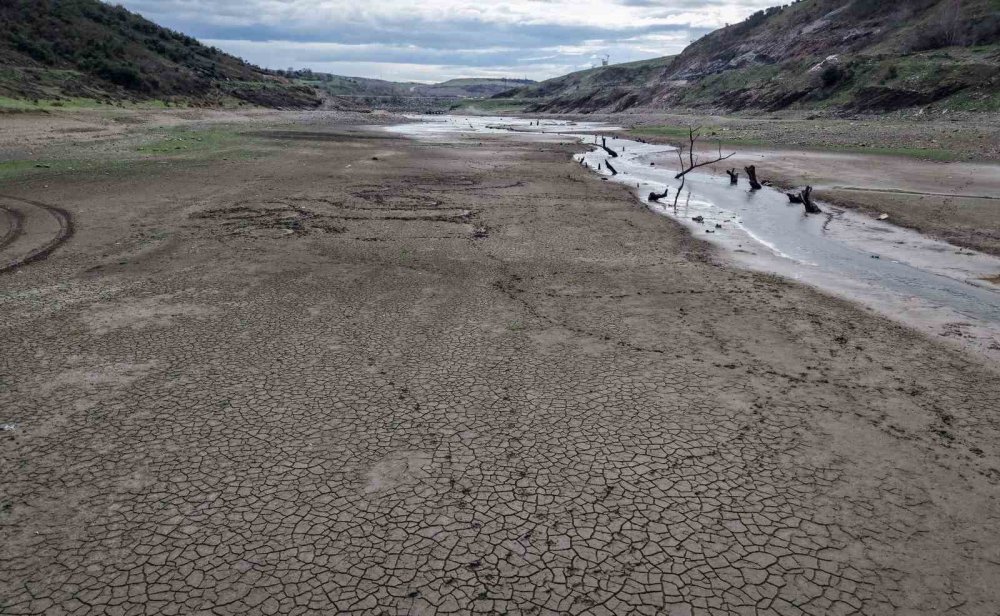 İ̇stanbul’un Su Kaynaklarında Kritik Seviye: Sazlıdere Barajı Kuruyor