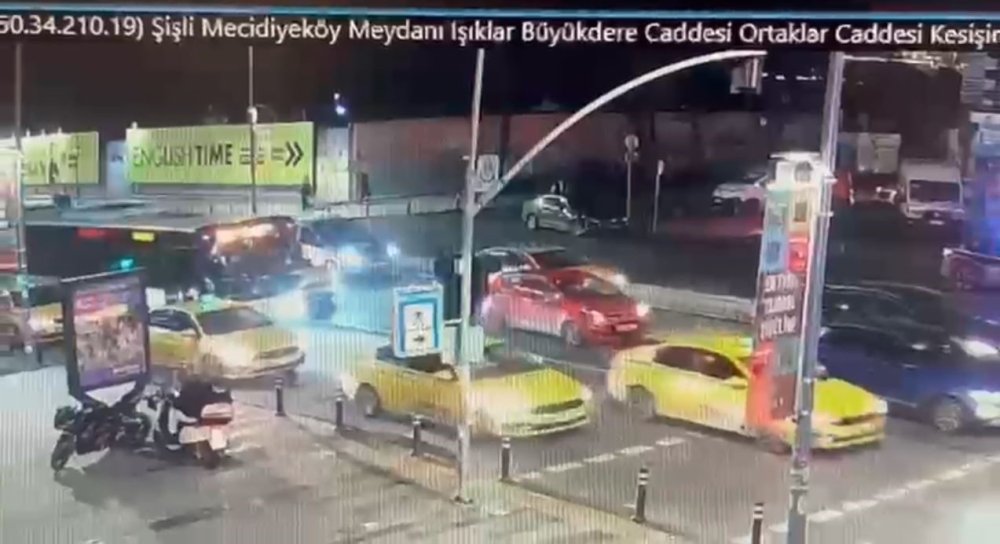 Kayıp Olarak Aranan Üniversite Öğrencisi Deniz İ̇bişler’in Denize Atladığı Görüntüler Ortaya Çıktı