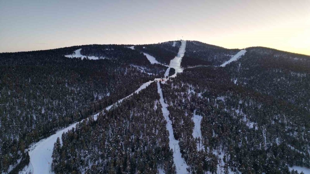 Sarıkamış Kayak Merkezi Doldu Taştı