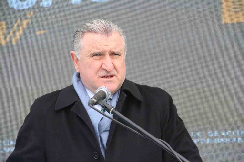 Iğdır’ın Yeni Stadyumunun Açılışını Bakan Osman Aşkın Bak Gerçekleştirdi