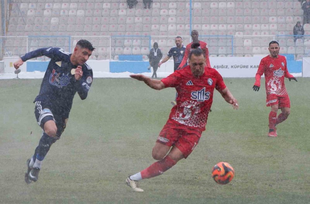 Trendyol 1. Lig: Erzurumspor Fk: 4 - Sarıyer: 0