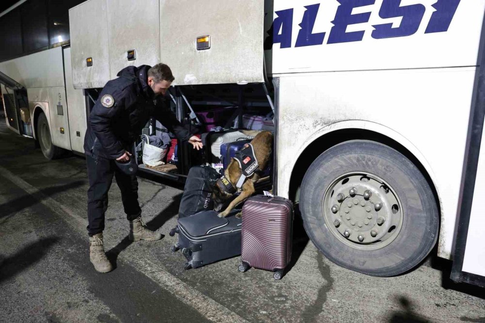 Erzurum’da Bir Ayda 48 Milyon Tl Değerinde Uyuşturucu Ele Geçirildi