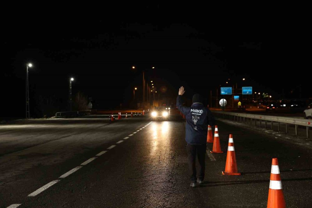 Erzurum’da Bir Ayda 48 Milyon Tl Değerinde Uyuşturucu Ele Geçirildi