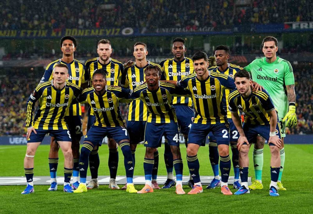 Fenerbahçe’nin Uefa Listesi Belli Oldu