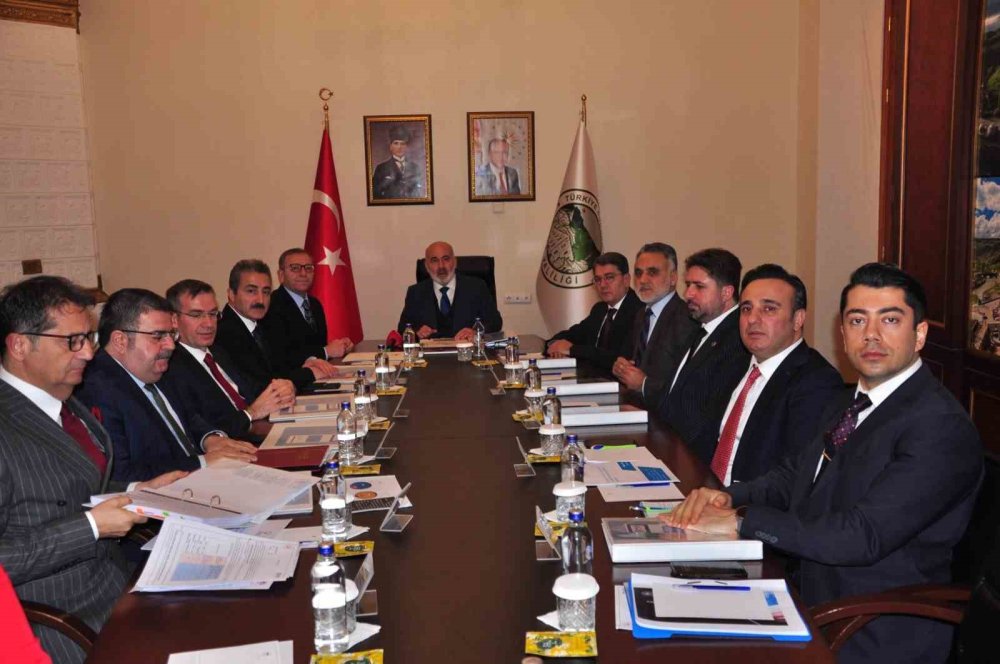 İçişleri Bakan Yardımcısı Sağlam Kars'ta.. Güvenlik ve Denetim Toplantısı!