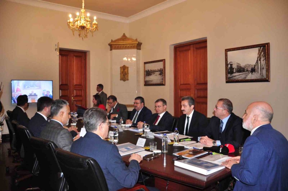 İçişleri Bakan Yardımcısı Sağlam Kars'ta.. Güvenlik ve Denetim Toplantısı!