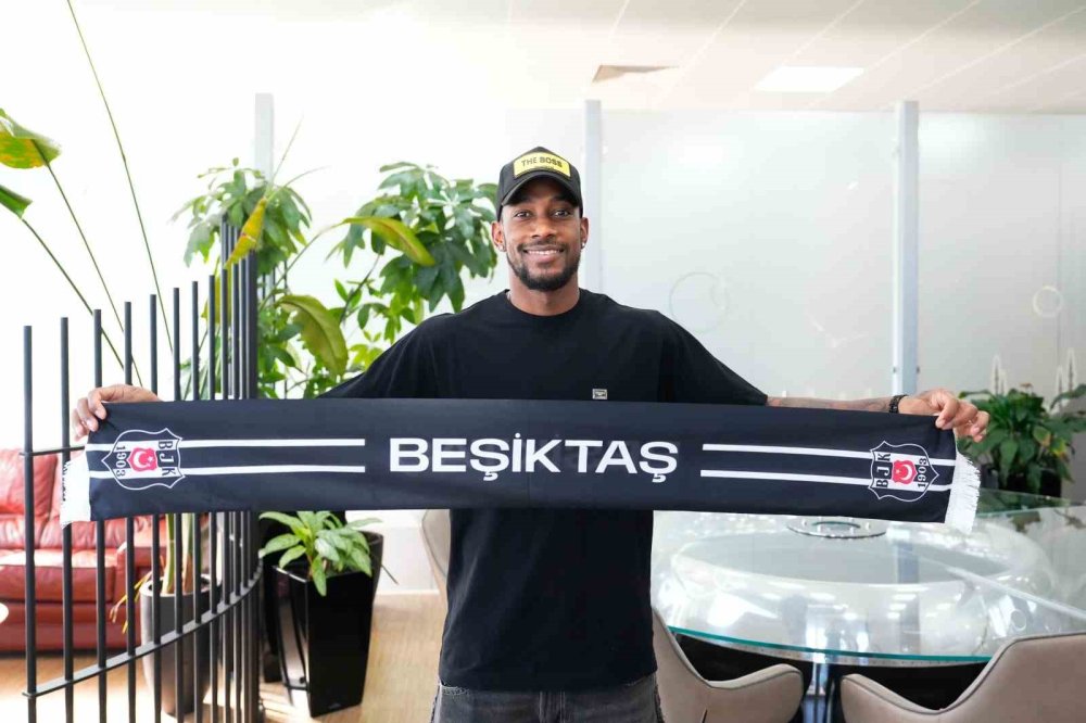 Amir Murillo, Beşiktaş’ın İlk Panamalı Futbolcusu Oldu