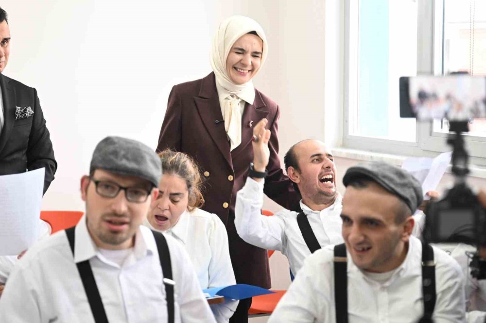 Bakan Göktaş, Erzurum’da Engelli Aktif Yaşam Merkezi’nin Açılışını Yaptı