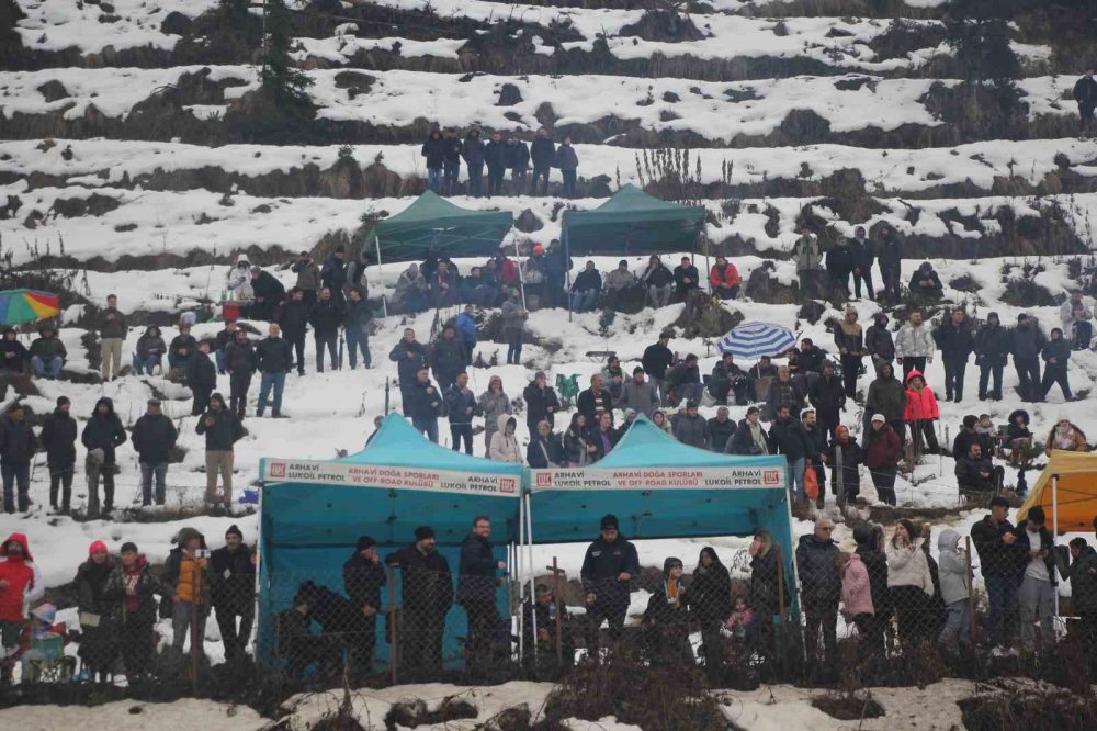 Şavşat’ta 5. Off-road Oyunları Nefes Kesti