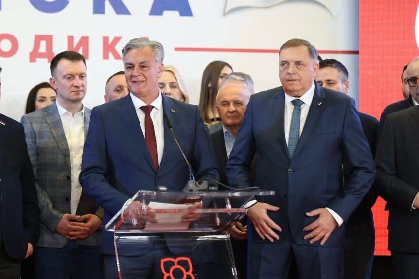 Bosna Hersek’teki Sırp Cumhuriyeti Entitesinde Yenilenen Başkanlık Seçimini Ayrılıkçı Lider Tarafından Desteklenen Aday Kazandı