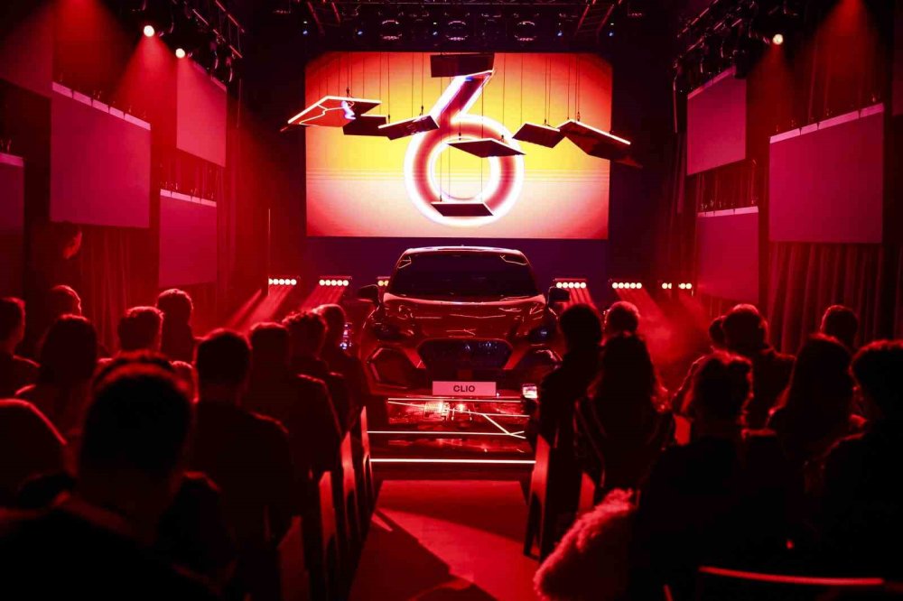 Yeni Renault Clio Türkiye’de Satışta.. Tasarım ve Teknolojide Sınıf Atladı!