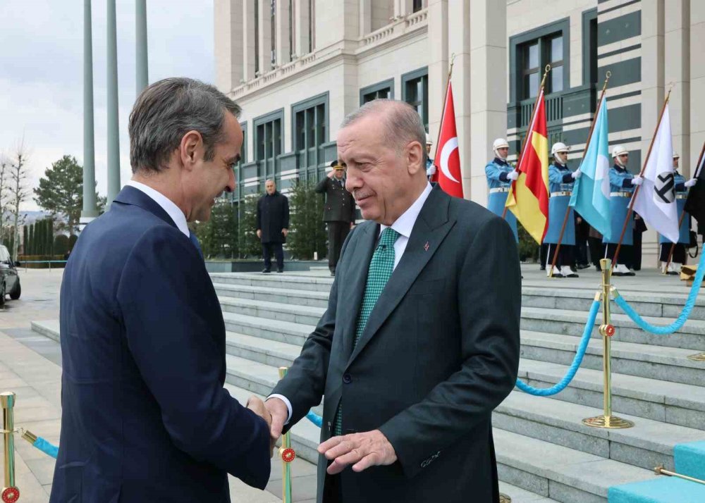 Cumhurbaşkanı Erdoğan, Yunanistan Başbakanı Miçotakis’i Kabul Etti