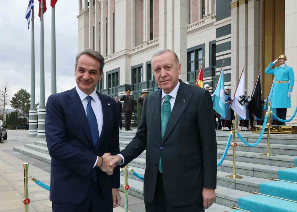 Cumhurbaşkanı Erdoğan, Yunanistan Başbakanı Miçotakis’i Kabul Etti