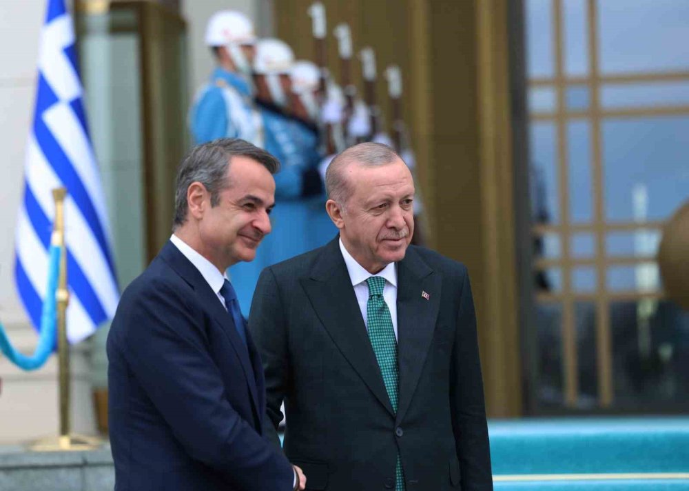 Cumhurbaşkanı Erdoğan, Yunanistan Başbakanı Miçotakis’i Kabul Etti