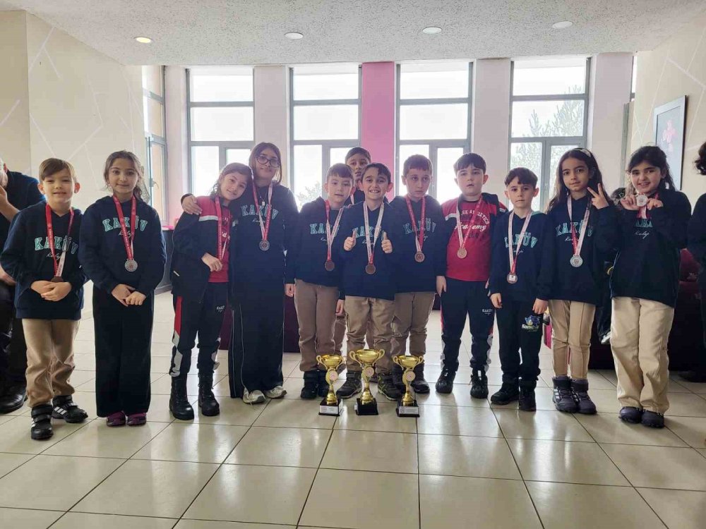 Kars’ta Strateji Ve Hamle Günü: Okul Sporları Satranç Turnuvası Sona Erdi