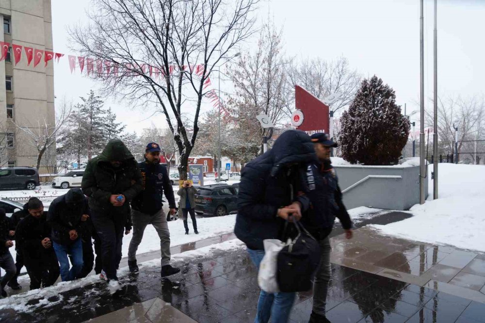 Sahte Araç Kiralama Sitelerine Büyük Darbe.. 29 İl'de 68 Gözaltı!