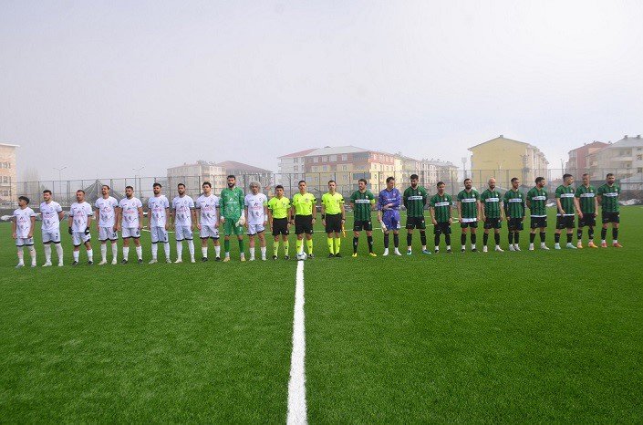 Muş Bulanık Kopspor, Kars 36 Spor'u 1-0 Mağlup Etti