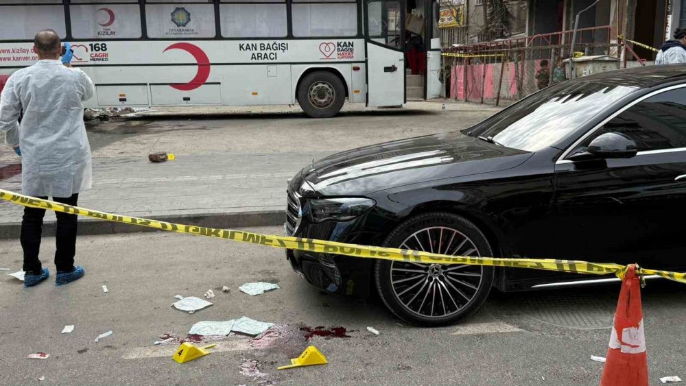 Diyarbakır’da Müteahhit İle Emlakçı Arasında ’tadilat’ Kavgası: 4 Yaralı