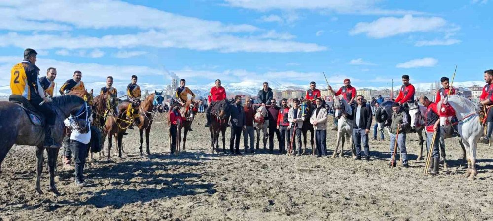 Erzurum Aşkale’de Ciritçiler Sezona Hazırlanıyor