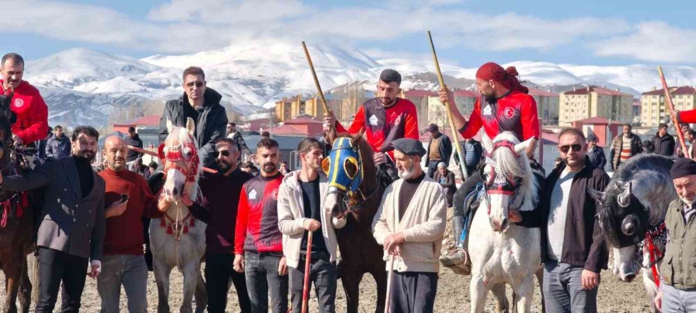 Erzurum Aşkale’de Ciritçiler Sezona Hazırlanıyor
