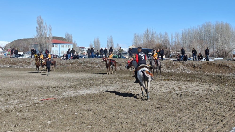 Erzurum Aşkale’de Ciritçiler Sezona Hazırlanıyor