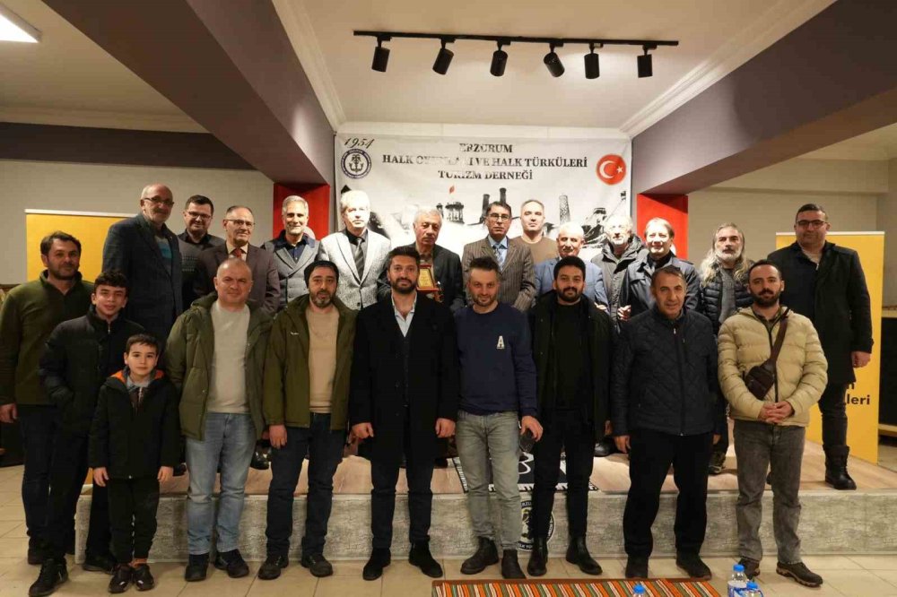 Erzurum’da Âşıklık Geleneğine Dolu Dolu Bir Akşam