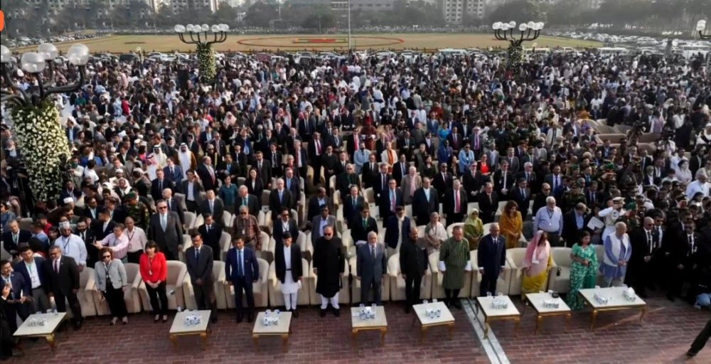 Bangladeş Başbakanı Rahman, Yemin Ederek Görevine Başladı