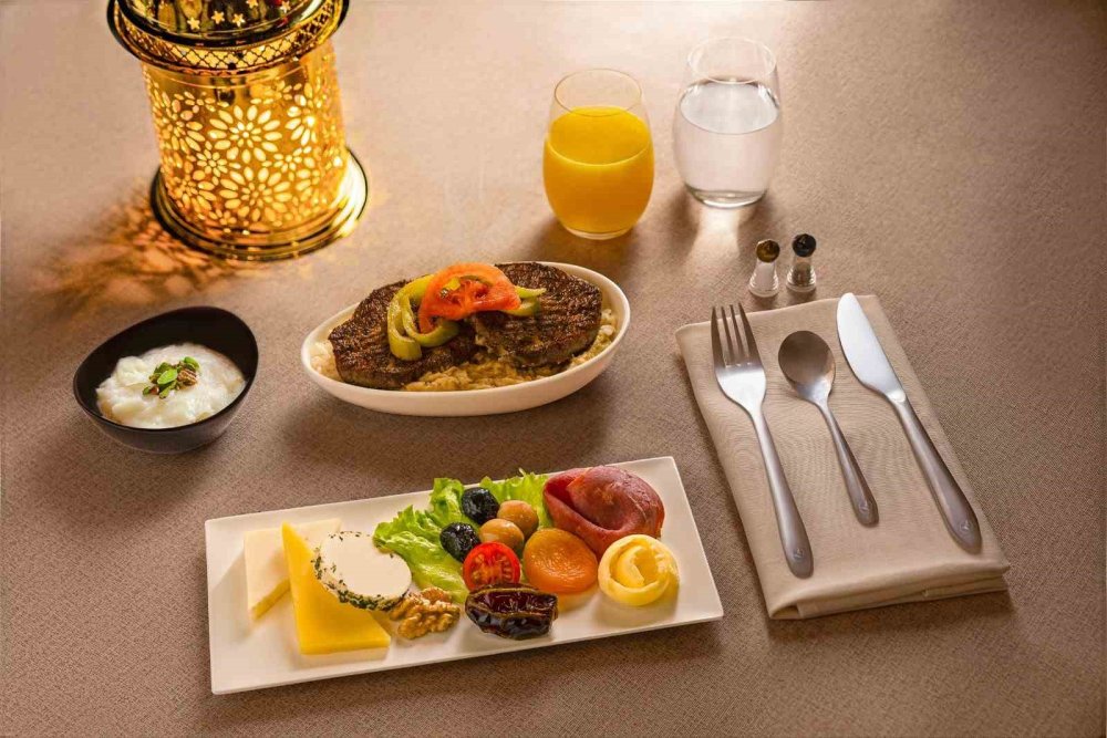 Türk Hava Yolları’ndan Ramazan Ayına Özel Uçak İçi İkramlar