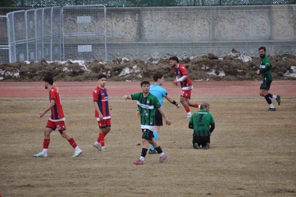 Uzatmada Gelen Beraberlik.. Kars 36 Spor Son Anda Puanı Kurtardı!