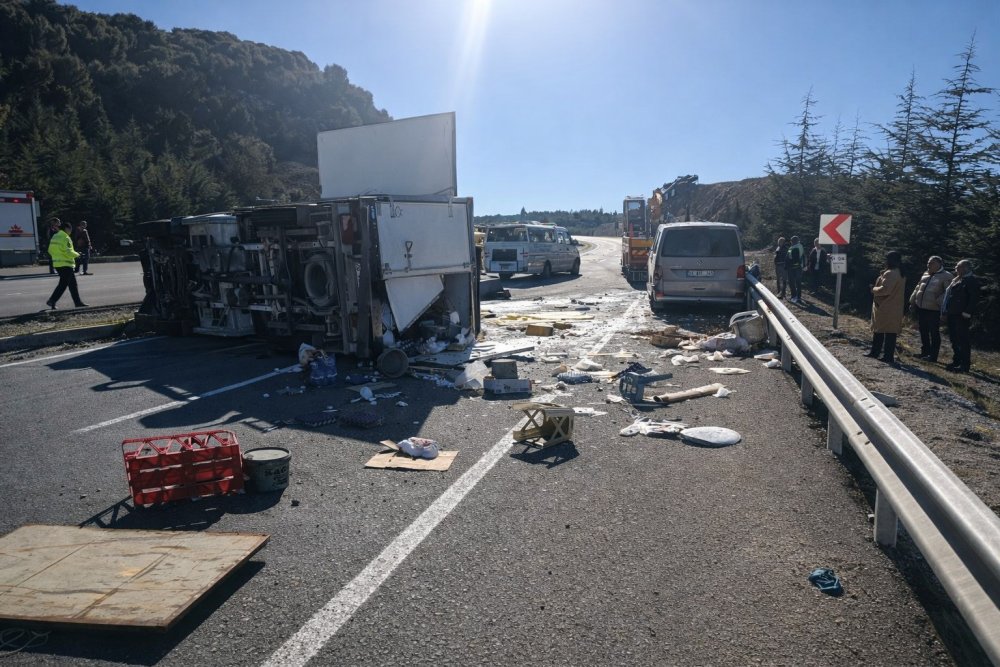 Denizli’de Feci Kaza: Baba Ve Oğlu Hayatını Kaybetti