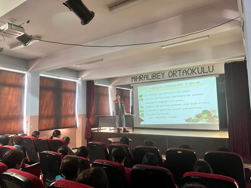 Öğrencilere Organik Tarım Eğitimi.. Geleceğin Bilinçli Üreticileri Yetişiyor!