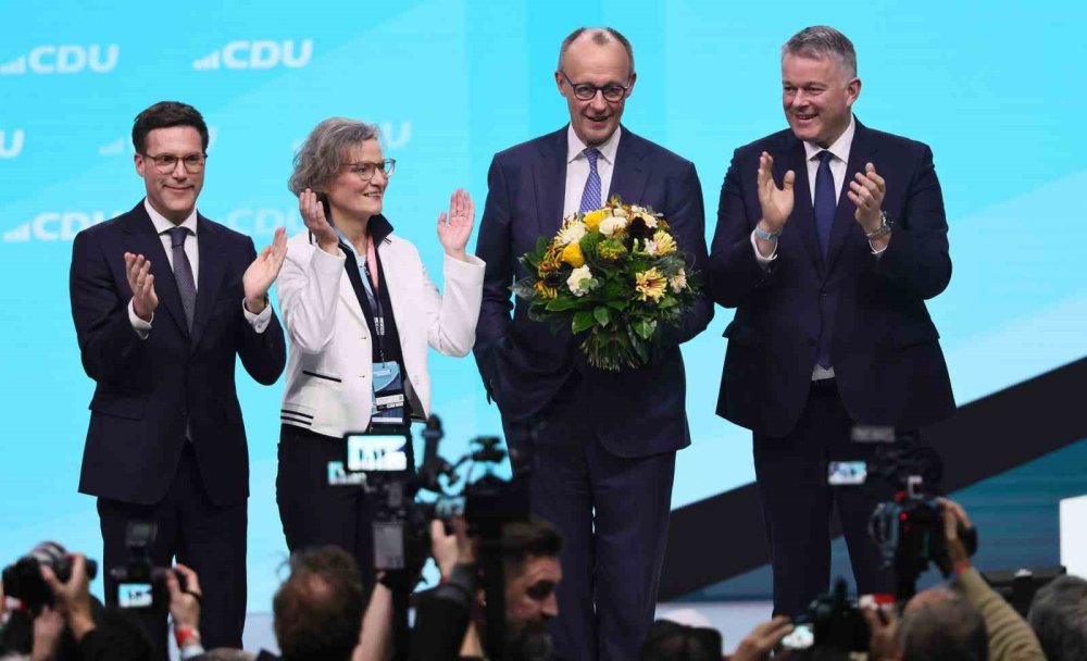 Almanya'da CDU Kongresi.. Friedrich Merz Yeniden Genel Başkan!