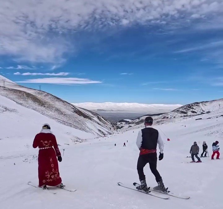 Palandöken’de Kar Bereketi.. Gece Kayağı ve Kültürel Renkler Bir Arada!