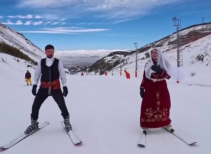 Palandöken’de Kar Bereketi.. Gece Kayağı ve Kültürel Renkler Bir Arada!