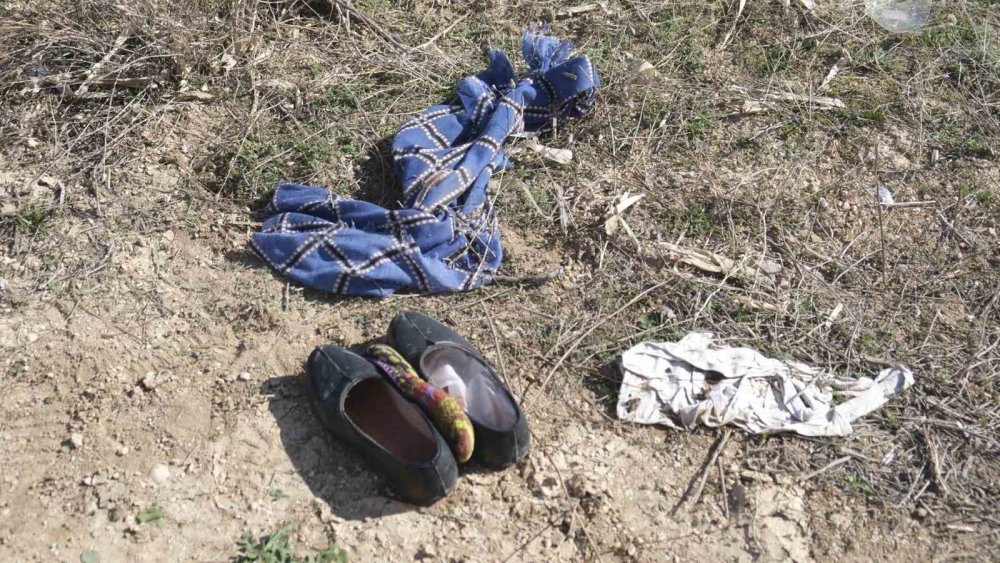 Karaman’da Gelincik Toplarken Otomobilin Çarptığı Yaşlı Kadın Hayatını Kaybetti