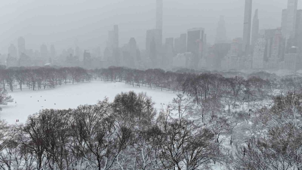 Abd’de Kar Fırtınası Hayatı Durma Noktasına Getirdi